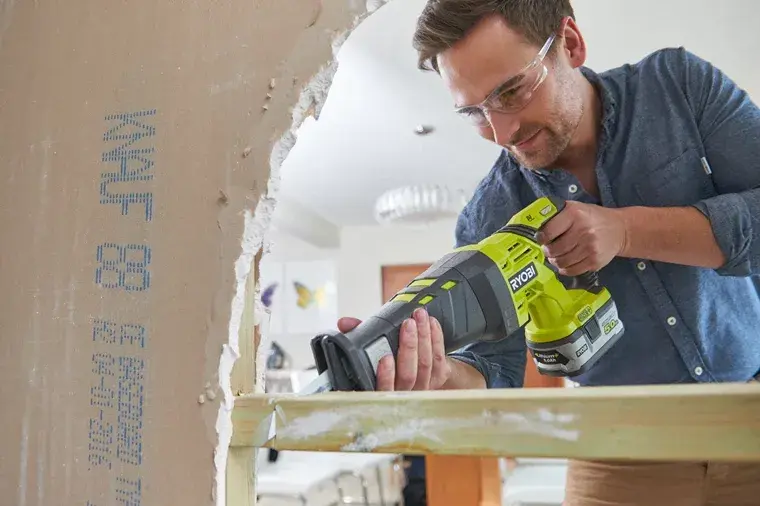 Пила шабельна акумуляторна Ryobi ONE+ R18RS-0 18V без АКБ та ЗП фото