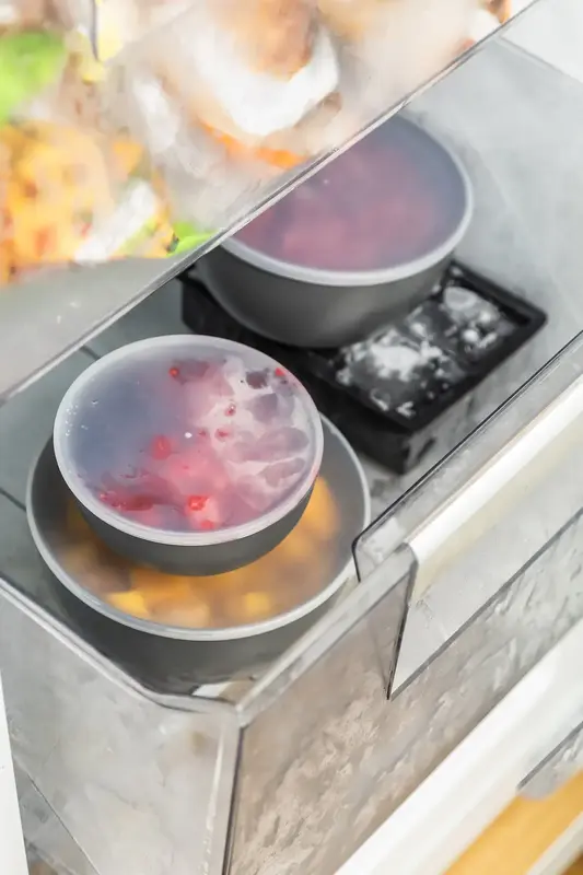 Набір мисок із кришкою KitchenAid Coreline, 4 шт, 355/591/828/1065 мл, сірий (KQG176OSCGG) - фото - №14