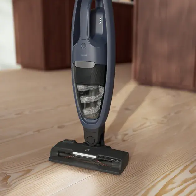 Акумуляторний пилосос Electrolux 500 Cordless cleaner 2in1 ES52CB18DB - фото - №4