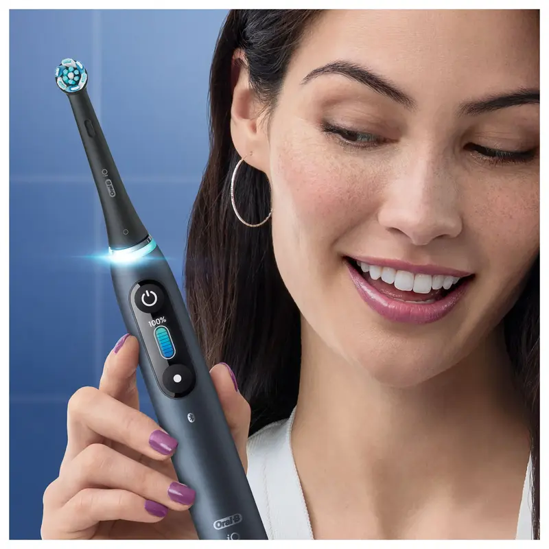 Електрична зубна щітка ORAL-B iO Серія 9 Чорна + дорожній чохол (4210201449485) фото