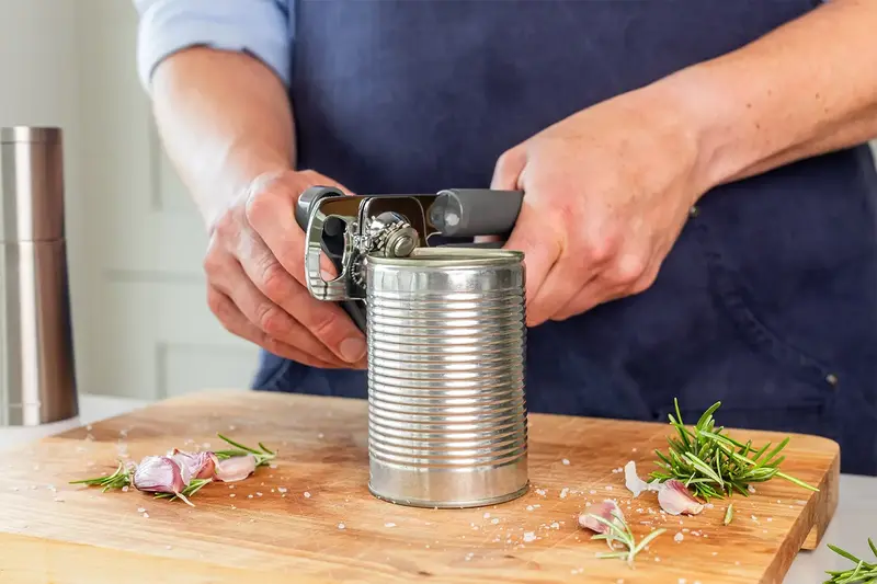 Відкривачка для банок та пляшок KitchenAid Coreline, 21 см, сірий (KES199OHCGG) - фото - №3