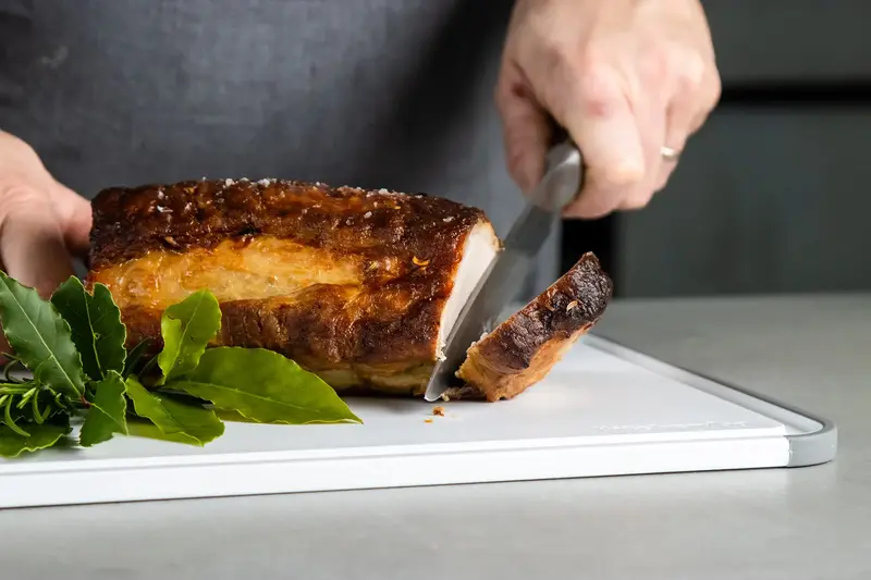 Доска для нарезки KitchenAid Universal, двухсторонняя, 35,5 х 28 х 1 см (KEG700NOSMGA) - фото - №5