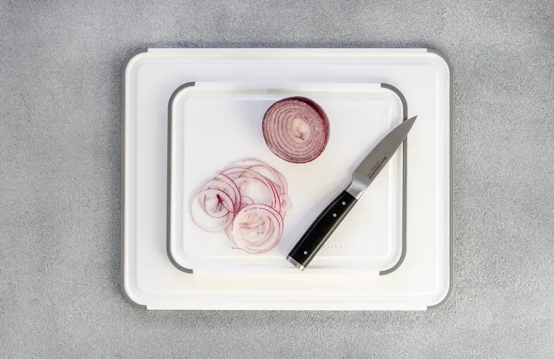 Доска для нарезки KitchenAid Universal, двухсторонняя, 35,5 х 28 х 1 см (KEG700NOSMGA) - фото - №4