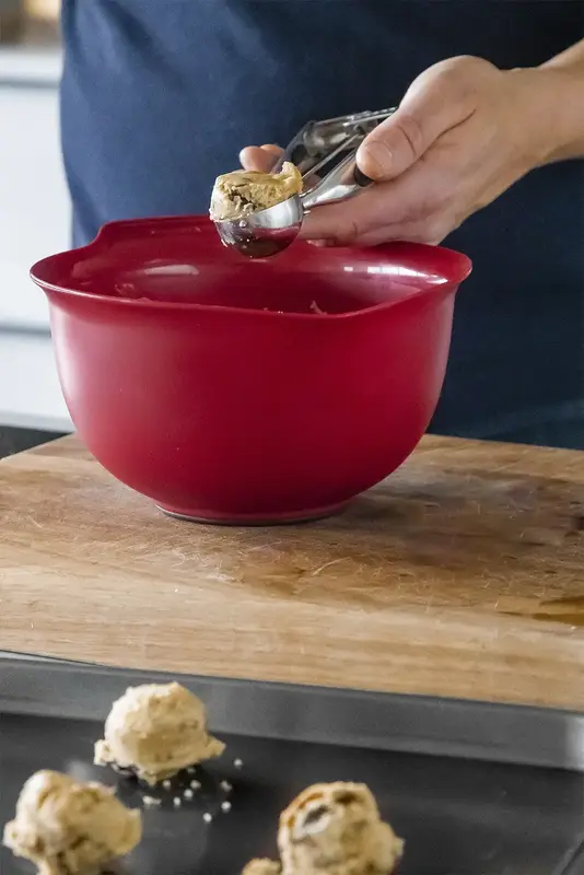 Набір мисок для змішування KitchenAid Universal, 3шт, 2,4/3,3/4,3л, червоний (KQG175OSERE) - фото - №11