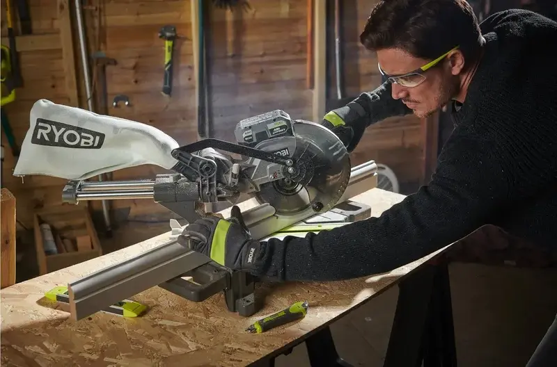 Пила торцювальна акумуляторна Ryobi ONE+ RMS18190-0 з протяжкою 18V диск 190мм без АКБ та ЗП - фото - №2