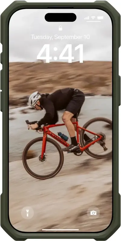 Чохол для iPhone 16 Pro UAG Essential Armor Magsafe Olive Drab (114448117272) - фото - №1