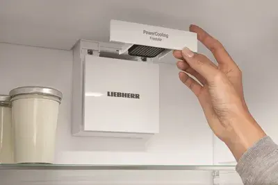 Двокамерний холодильник LIEBHERR CNd 7723 Plus - фото - №8