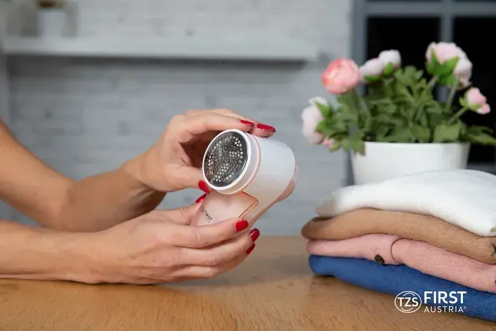 Машинка для видалення ковтунців First Austria FA-5530-5-CR - фото - №4