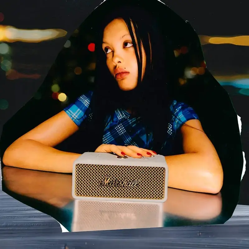 Акустика Marshall Portable Speaker Emberton III Cream - фото - №6