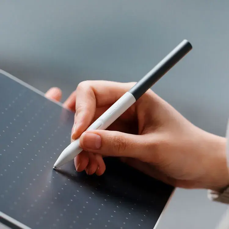 Перо Wacom One (2023) біло-сіре (CP92303B2Z) - фото - №2