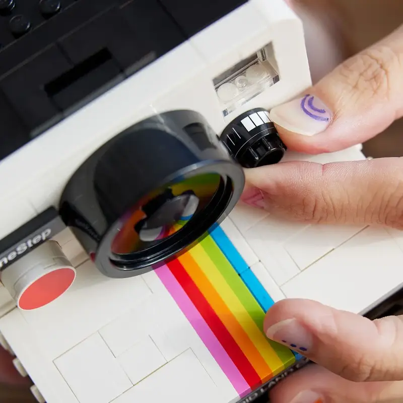 Конструктор LEGO Ideas Polaroid OneStep SX-70, 21345- - фото - №8