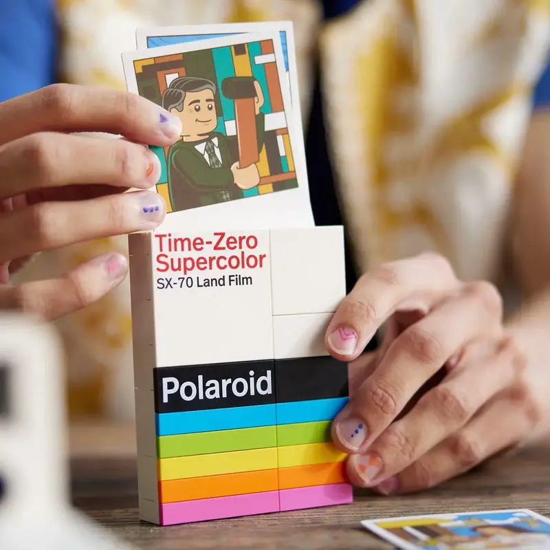 Конструктор LEGO Ideas Polaroid OneStep SX-70, 21345- - фото - №6