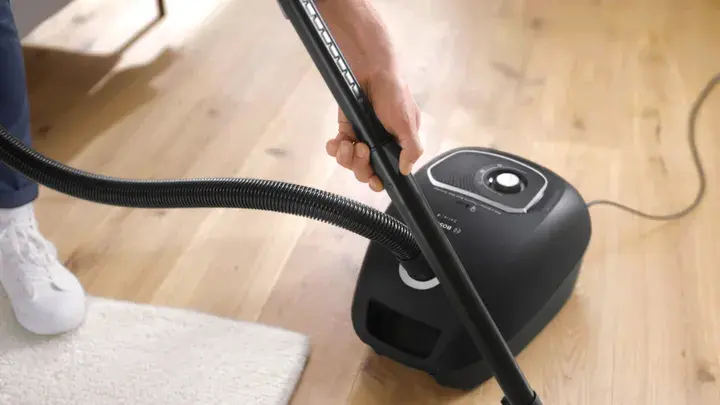 Пылесос с мешком BOSCH BGB41BA1 - фото - №1
