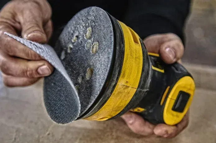 Шліфмашина ексцентрикова DeWalt 280Вт (DWE6423) - фото - №11