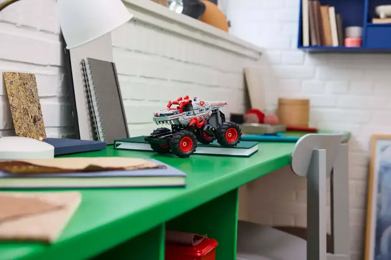 Конструктор LEGO Technic Monster Jam ThunderROARus з інерційним двигуном, 42200 - фото - №6