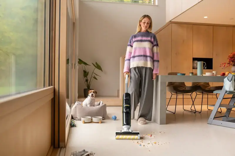 Пилосос ручний миючий Karcher FCV 4 (1.056-131.0) - фото - №6