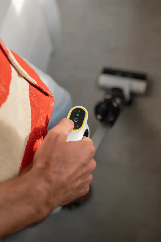 Пилосос ручний миючий Karcher FCV 3 (1.056-122.0) - фото - №6