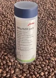 Мини-таблетки для очистки молочной системы, контейнер 90 г с дозатором - фото - №1