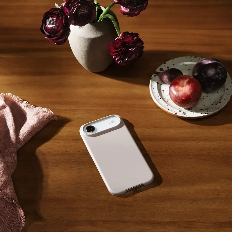 Чехол Beats iPhone Air Case with MagSafe and Camera Control Lime Stone (MGJU4LL/A) - фото - №3