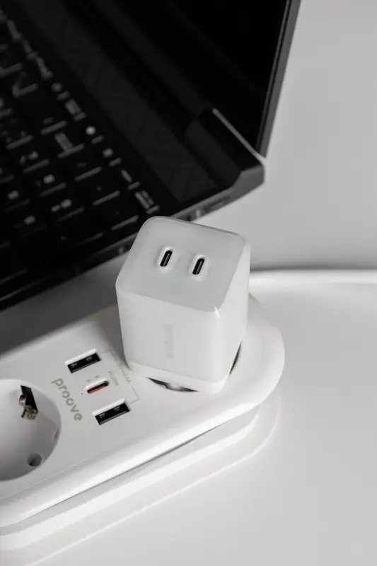 Ун. МЗП Proove Pure GaN Max 2хType-C 67W білий - фото - №5