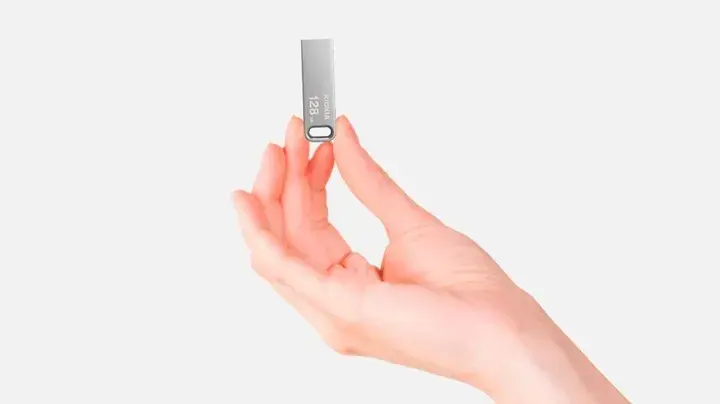 USB-Flash KIOXIA TransMemory U366 64GB USB 3.2 Type-A (LU366S064GG4) - фото - №3