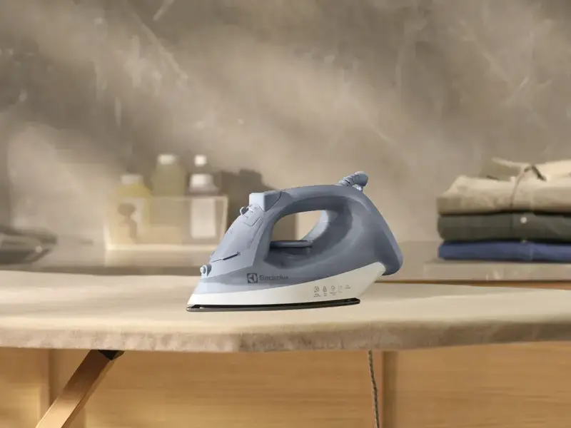 Праска Electrolux E3SI1-2DB - фото - №8