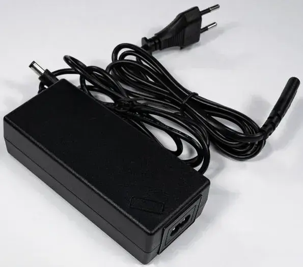 Портативне джерело живлення KPS-700GX Kraft - фото - №5