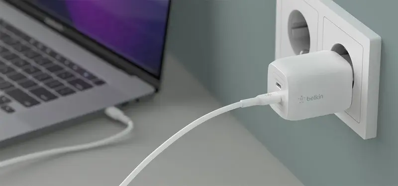 Ун. МЗП Belkin 65Вт 2хUSB-С GAN PD PPS, кабель USB-С - USB-C, 2м, білий - фото - №1