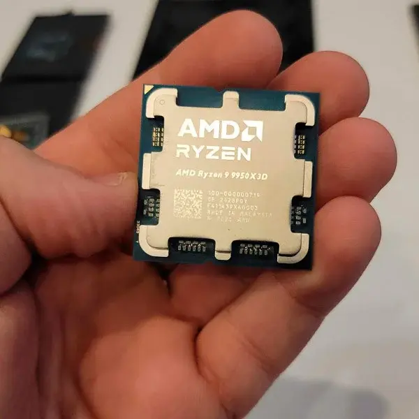 Процесор AMD Ryzen 9 9950X3D (100-000000719) - фото - №2