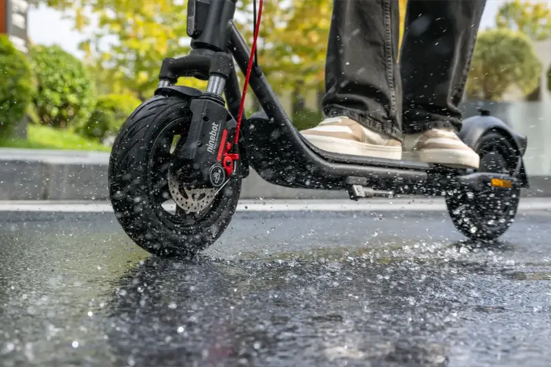 Електросамокат Segway-Ninebot F2 PRO E II Black (AA.05.12.03.0007) - фото - №5
