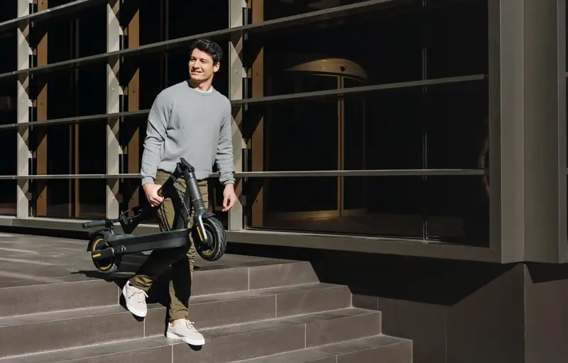Электросамокат Segway-Ninebot MAX G2 E Black (AA.05.15.01.0003) - фото - №11