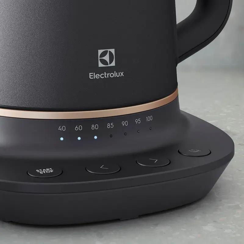 Електрочайник Electrolux 1.7л E7K1-6BP - фото - №10