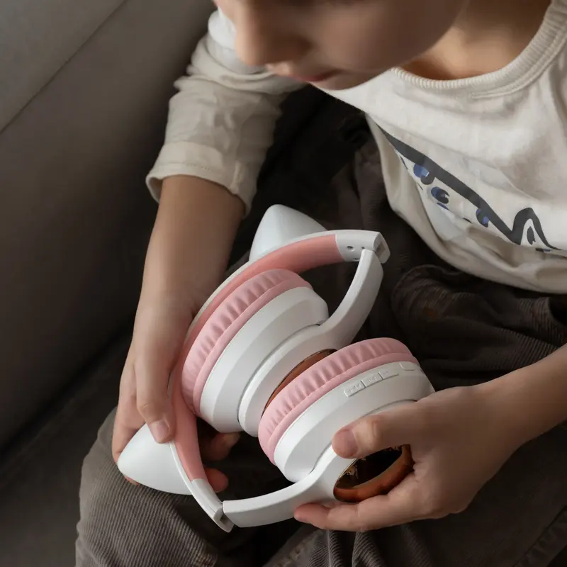 Беспроводные наушники Proove Kids LumiCat (APP) white/pink - фото - №7