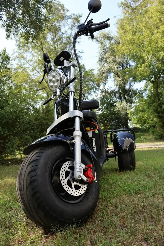 Електроскутер Maxxter TRIKE 2.0 2000 Вт (Blaсk) - фото - №4