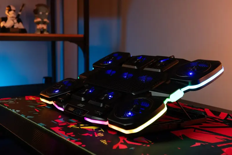 Подставка для ноутбука 2E GAMING CPG-011 до 17,3" 1xUSB-A 1xUSB-C LCD RGB черная - фото - №14