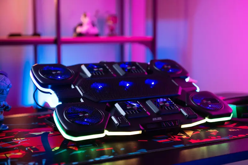 Подставка для ноутбука 2E GAMING CPG-011 до 17,3" 1xUSB-A 1xUSB-C LCD RGB черная - фото - №12
