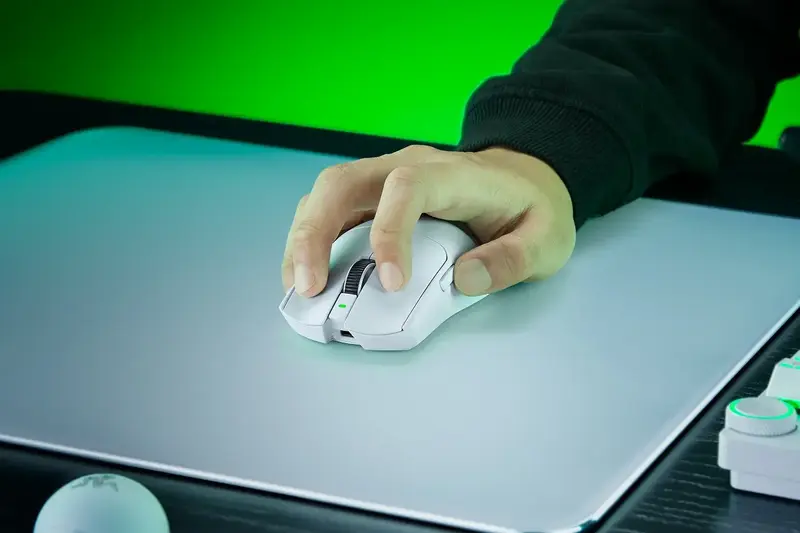 Мышь RAZER Viper V4 PRO Wireless, white (RZ01-05630200-R3G1) ᐈ