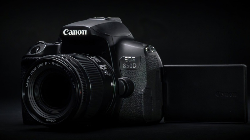 Фотоапарат Canon EOS 850D 18-135 IS STM (3925C021) фото