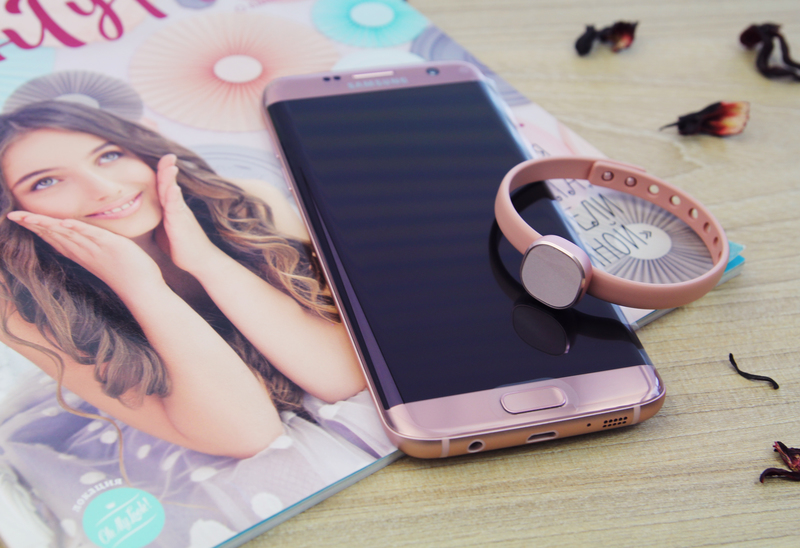 Фітнес-трекер Samsung Smart Charm (Pink) фото