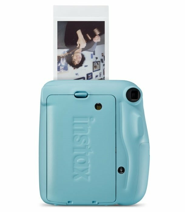 Фотокамера моментальной печати Fujifilm INSTAX Mini 11 (Sky Blue) 16655003 фото