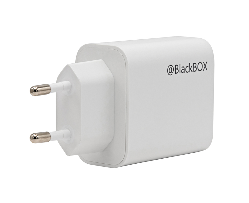 Універсальне мережеве ЗП BlackBox (2UTR3033-QP) USB-A + USB-C max 38W (White) фото