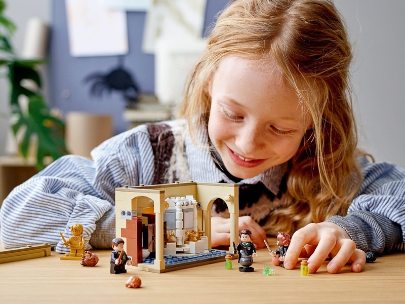 Конструктор LEGO Harry Potter Хогвартс: ошибка с оборотным зельем