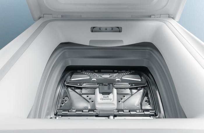 Стиральная машина Indesit BTWD61253EU фото