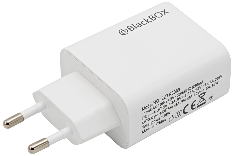 Универсальное сетевое ЗУ BlackBox (2UTR3033-QP) USB-A + USB-C max 38W (White) фото