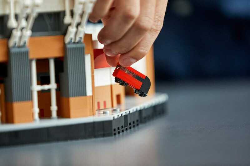 Конструктор LEGO Creator Стадіон Олд Траффорд Манчестер Юнайтед 10272 фото