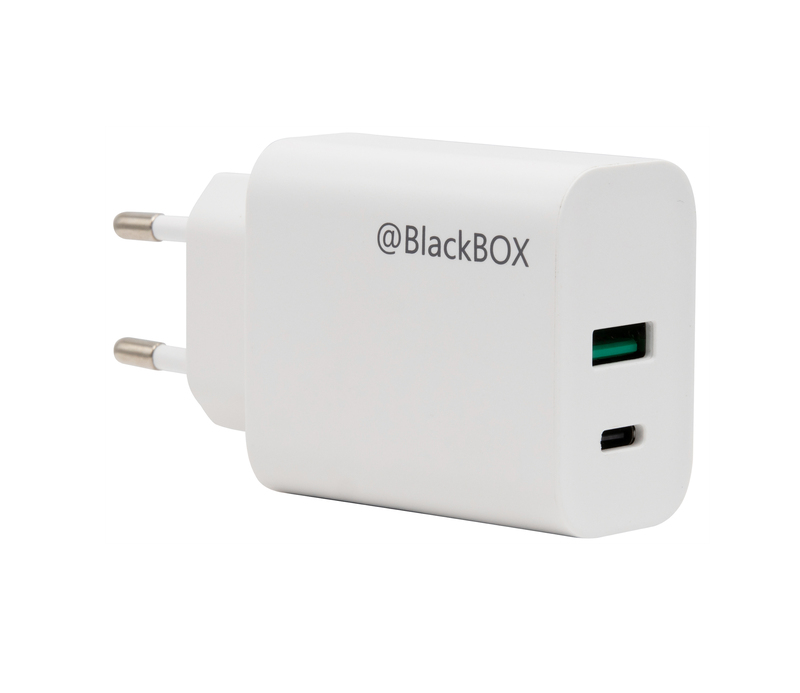 Універсальне мережеве ЗП BlackBox (2UTR3033-QP) USB-A + USB-C max 38W (White) фото