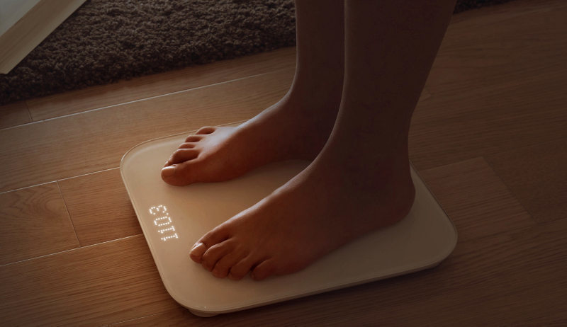 Смарт-весы Xiaomi Mi Smart Scale фото