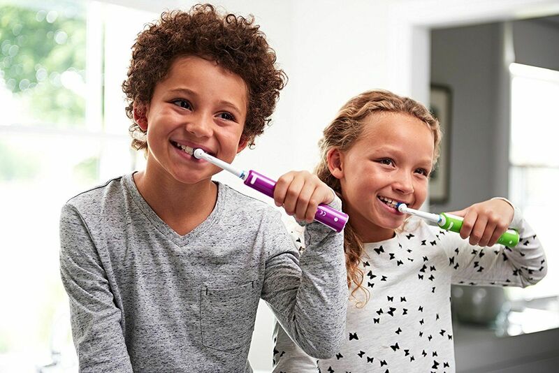 Дитяча електрична зубна щітка Braun Oral-B D 16.513.1 Junior фото