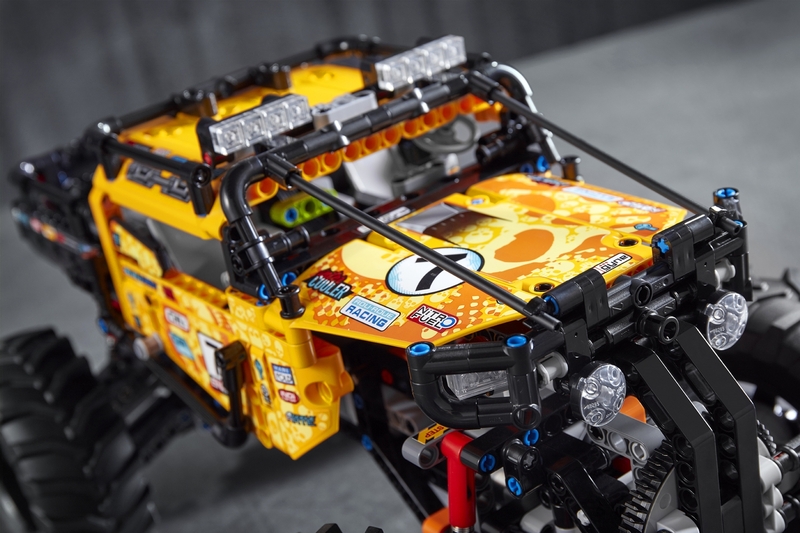 Конструктор LEGO Technic Екстремальний позашляховик 4x4 42099 фото