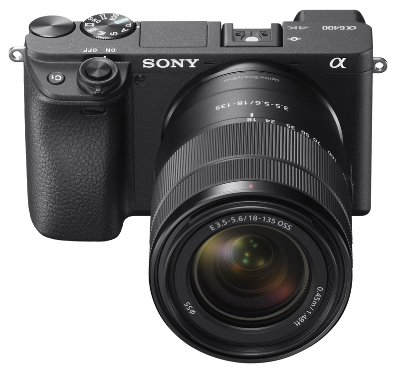Фотоаппарат Sony Alpha a6400 + E 18-135 mm f/3.5-5.6 OSS (ILCE6400MB.CEC) фото